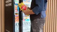 Close the door to complete automatic checkout