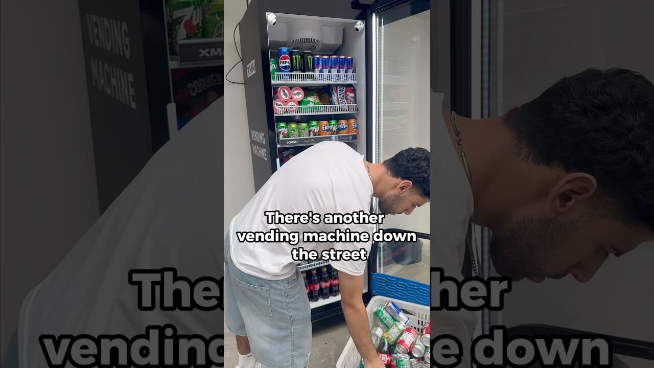 XMAI smart vending machine restocking video